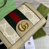 Styled lifestyle shot of classic everyday-luxe women's handbag – women's everyday handbag