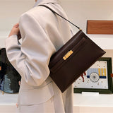  Essential structured bag front view 7