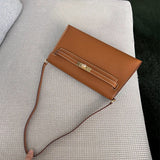  shoulder bag interior and compartment view 15