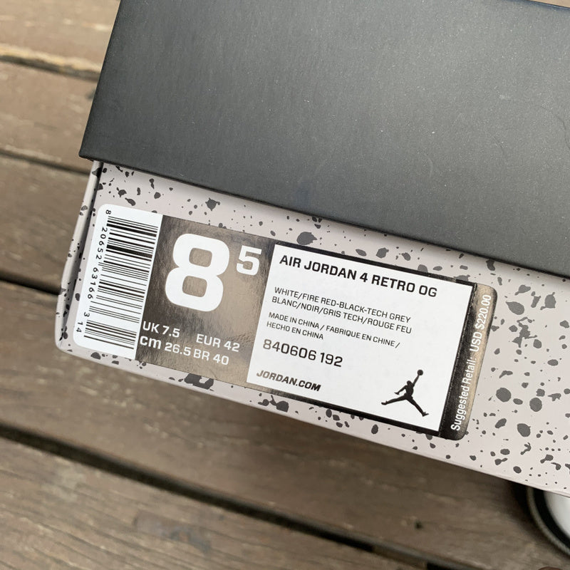Nike Men's & Women's Designer Lifestyle Shoes — Style 260 angle view