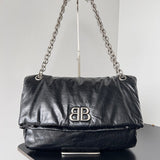 Zivas Charm Timeless Appeal Fashion Handbag (Polished Everyday Piece) – Detail View