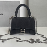 Zivas Charm Elevated Essentials Statement Handbag (Considered Detail & Form) – Front View