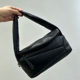 Ziva's Charm handbag – close-up view (28.5cm*14cm*10.2cm)
