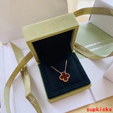 Front view of Van Cleef & Arpels unisex jewelry piece
