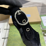 Handle and strap detail of polished modern women's handbag – women's everyday handbag