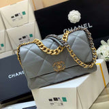  women's handbag, spacious design, view 1