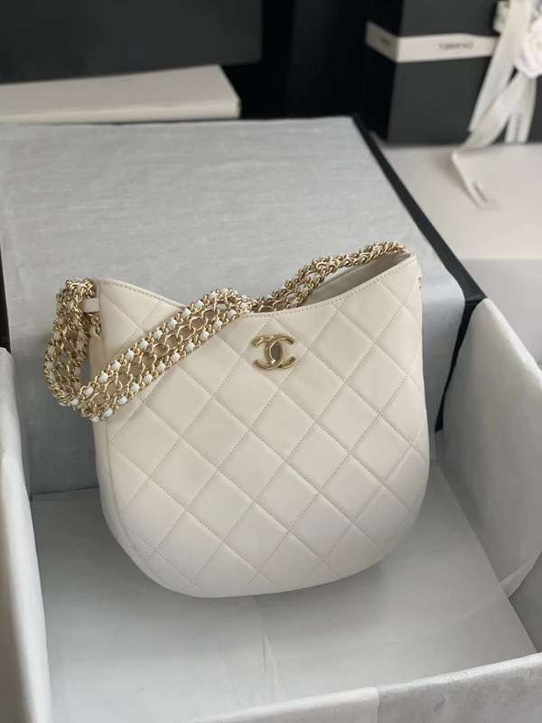 Zivas Charm Signature Style Luxury Handbag (Everyday Luxury Essential) – Front View