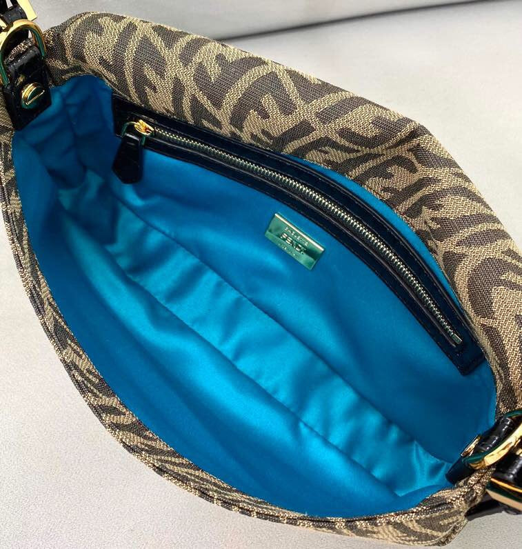 Ziva's Charm handbag – full view (27cm*4cm*13cm)