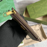 Interior view of fluid premium bag