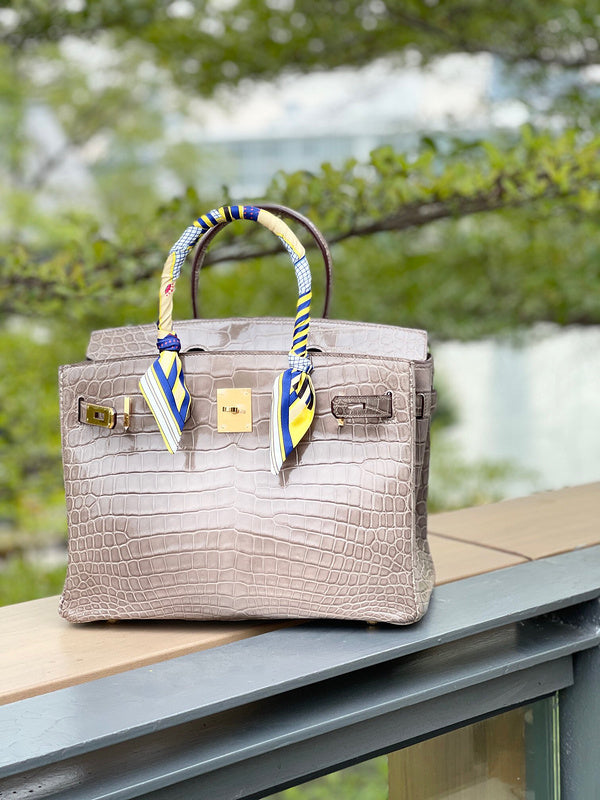 Structured handbag styled for everyday wear