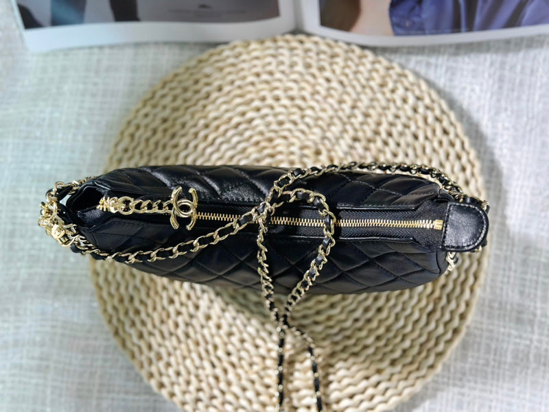  versatile purse view 2