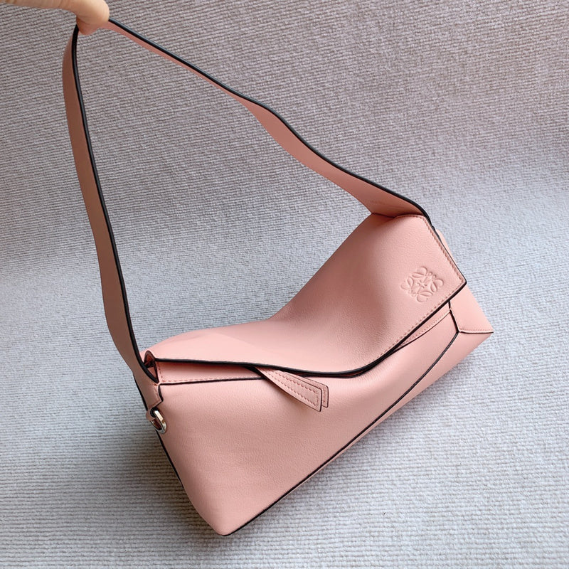 Ziva's Charm handbag – side angle view (28cm*12cm*11cm)