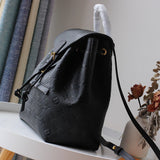 Handle and strap detail of classic chic women's handbag – women's premium purse