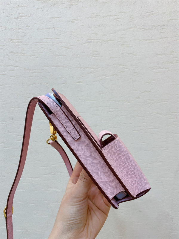 Balanced bag shown from front angle