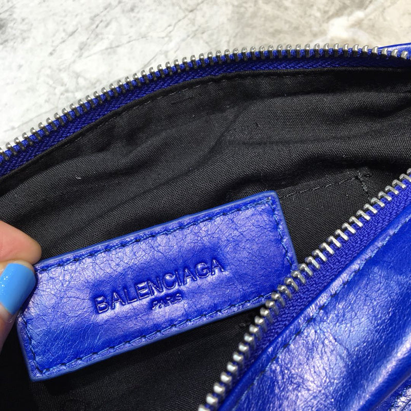 Modern Vegan Leather Handbag - Premium Craftsmanship Detailing | Women's Designer-Inspired Purse #181 - alternate angle view (image 8) of designer-inspired handbag