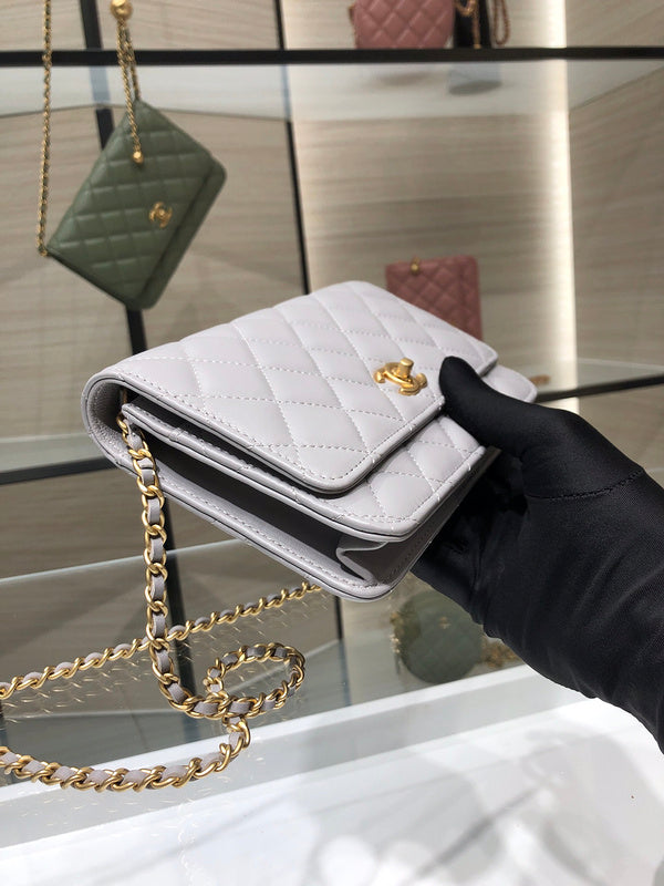  mid purse view 9