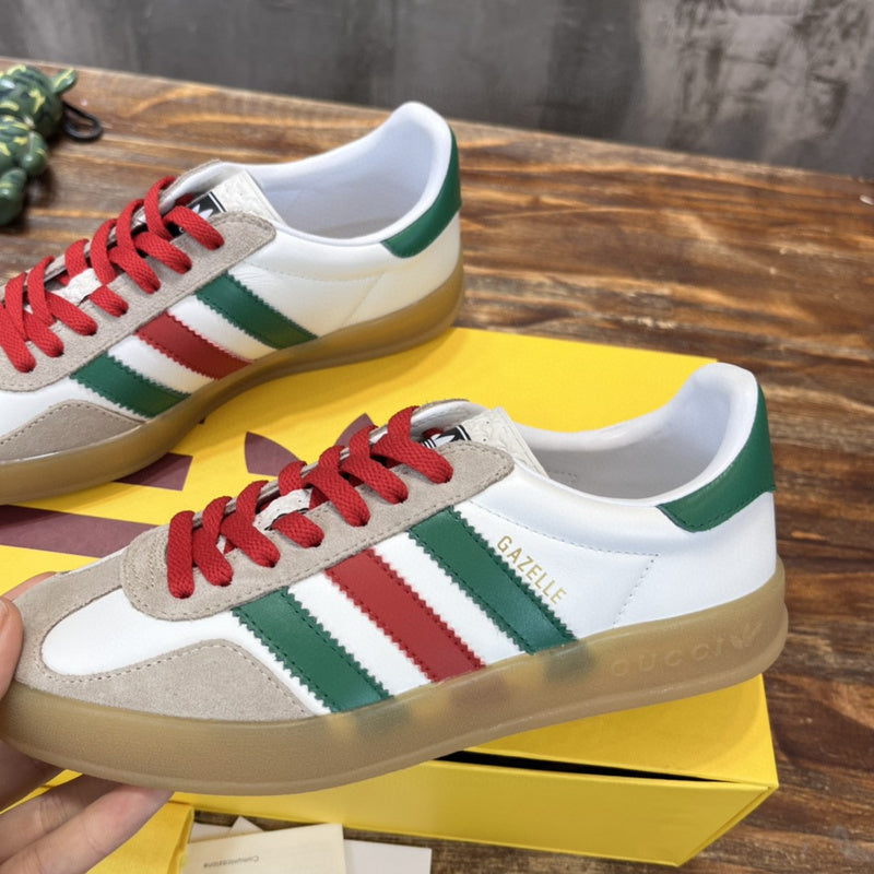 Gucci all-black luxury sneakers view 7 heritage-inspired look