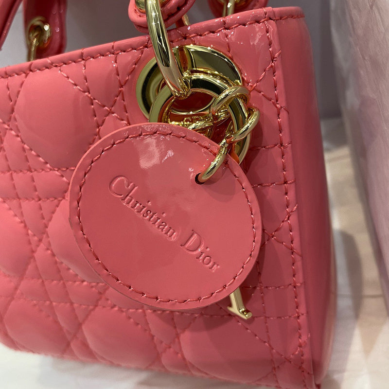 Back view of everyday-luxe elevated women's handbag – women's everyday handbag