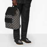 Close-up detail of premium everyday-luxe women's handbag – women's luxury accessory