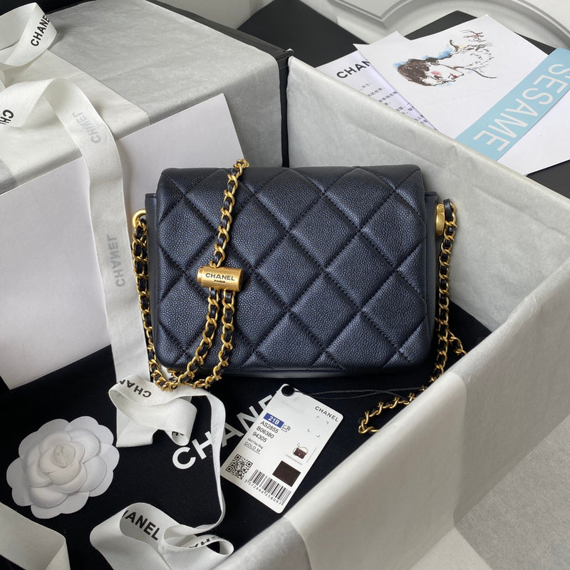  women's handbag, mid design, view 5
