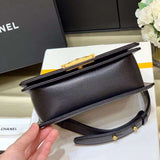  women's handbag, mid design, view 7