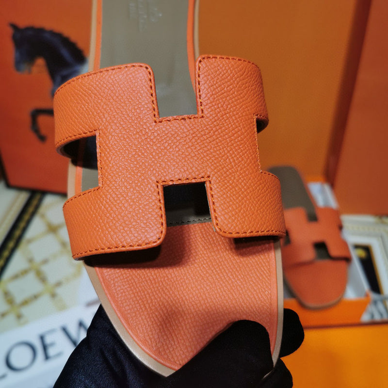 Hermès Red Espadrille Wedge Sandals - Heel Detail View