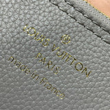  signature carryall bag detail view showing craftsmanship 8