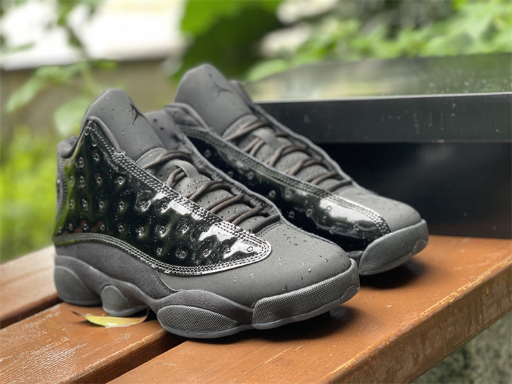 Nike Men's & Women's Designer Lifestyle Shoes — Style 236
