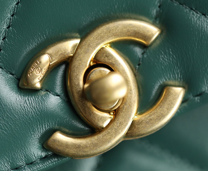  versatile purse view 4