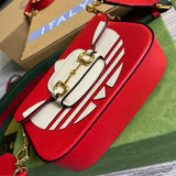 Side profile of polished everyday-luxe women's handbag – women's designer-style accessory