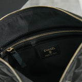  spacious purse view 9