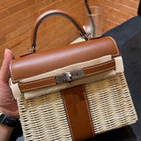  signature shopper bag detail view showing craftsmanship