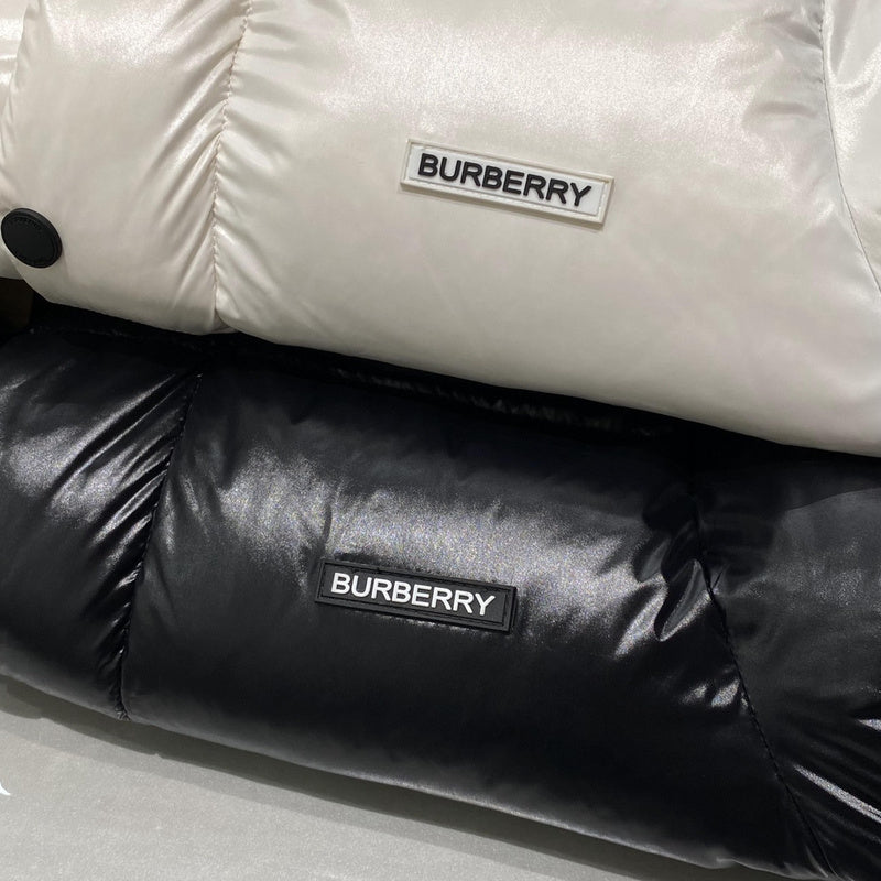 Styling view of Burberry luxury piece style No.308