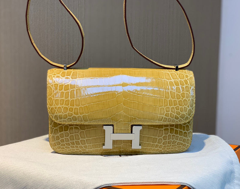 Side view of refined structured handbag