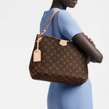  Understated crossbody bag front view 13