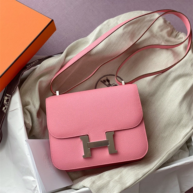  tote bag interior and compartment view