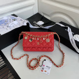 Zivas Charm Effortless Elegance Fashion Handbag (Statement-Ready Design) – Detail View