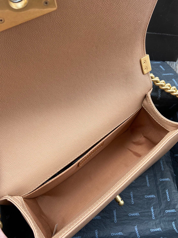  handbag, mid everyday style, image 3