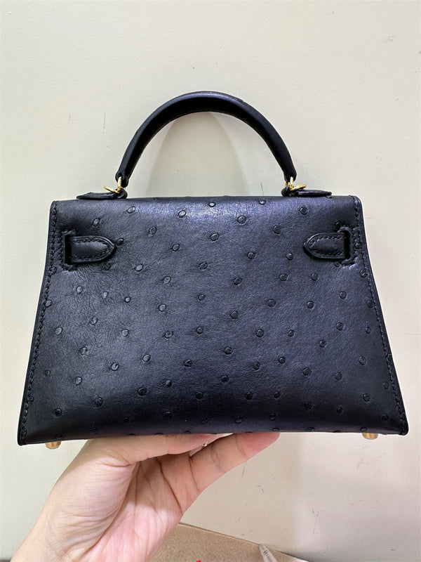  Graceful satchel front view 7