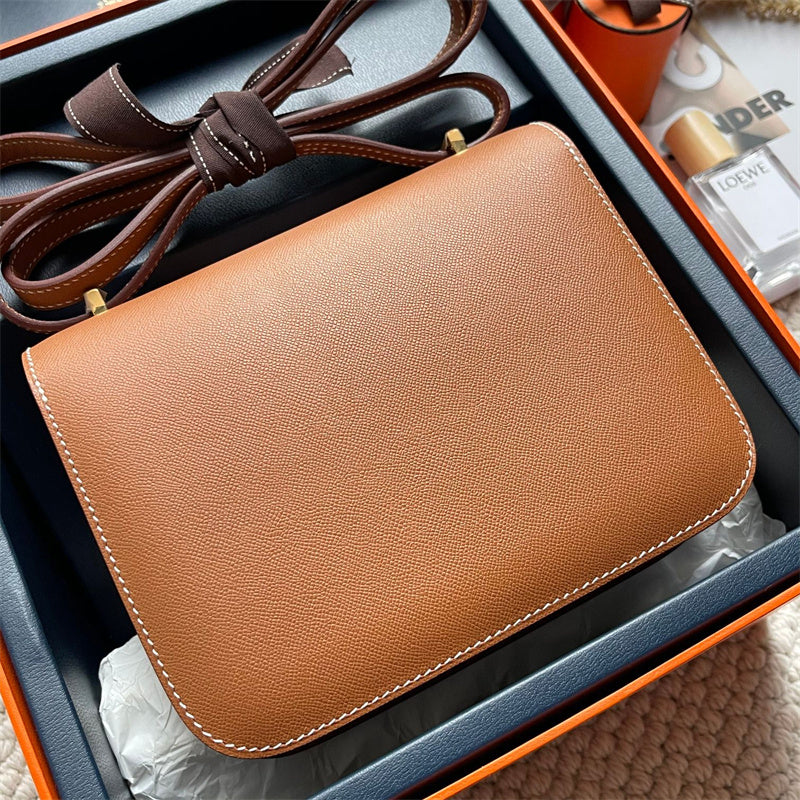 Streamlined bag women's premium everyday handbag
