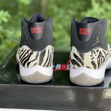 Nike Men's & Women's Luxury Fashion Trainers — Style 174 angle view