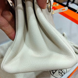  Smart shoulder bag front view 13