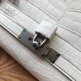  smart structured bag detail view showing craftsmanship 8