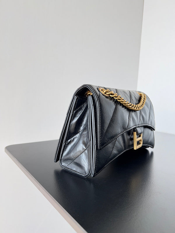 Zivas Charm Refined Everyday Style Statement Handbag (Structured Everyday Essential) – Styled Look