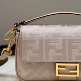Ziva's Charm handbag – detail view (27cm*7cm*14cm)