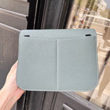  Everyday shoulder bag carried on shoulder 10