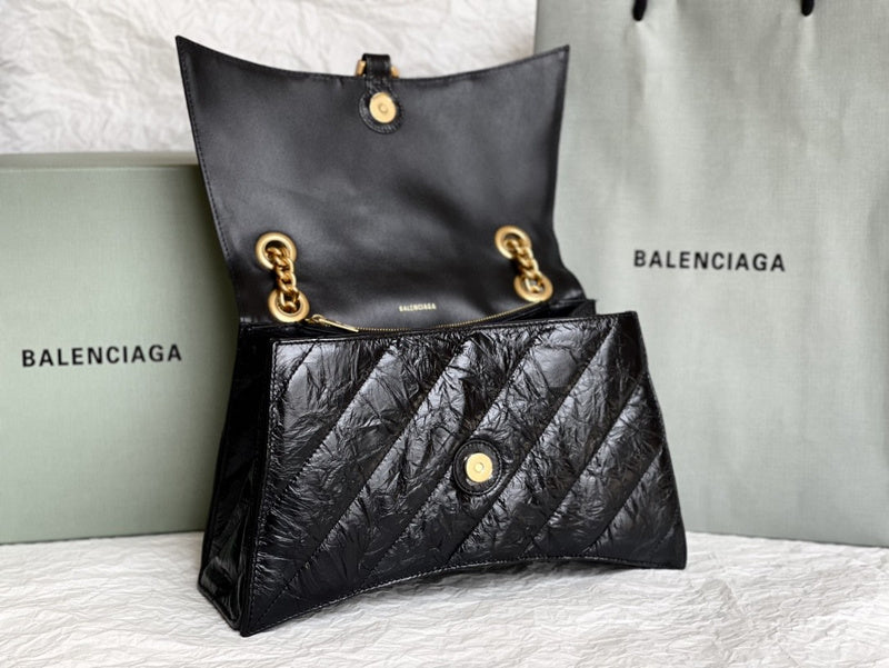 Zivas Charm Modern Minimalist Look Fashion Handbag (Elevated Accessory Essential) – Side Profile