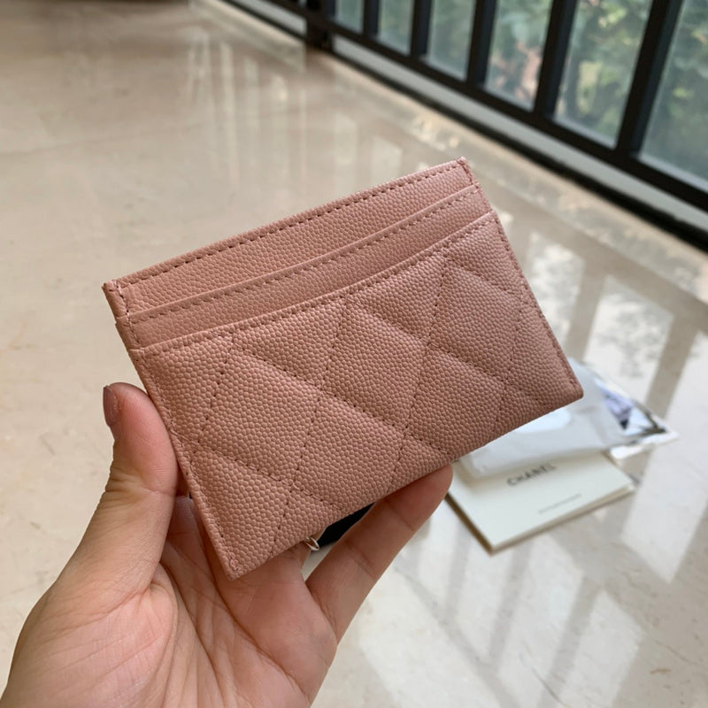 Zivas Charm Modern Edge Everyday Handbag (Refined Modern Silhouette) – Lifestyle Shot