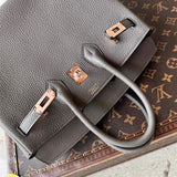  modern shoulder bag styled with outfit
