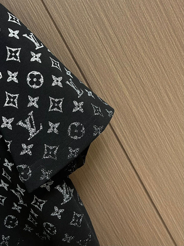 Back view of Louis Vuitton cotton t-shirt with logo-detail design